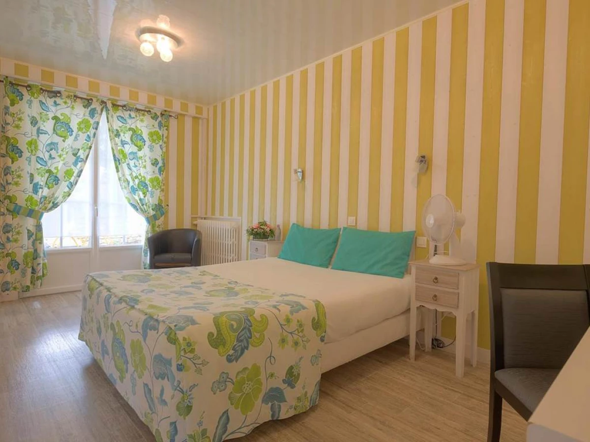 Logis Hôtel Restaurant L'Essille - Bonjour Fun