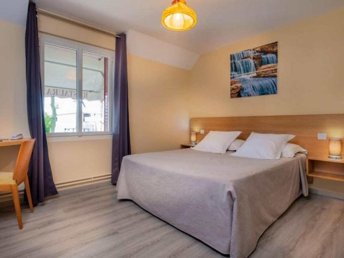 Logis Hôtel Restaurant Le Coq Hardi - Bonjour Fun