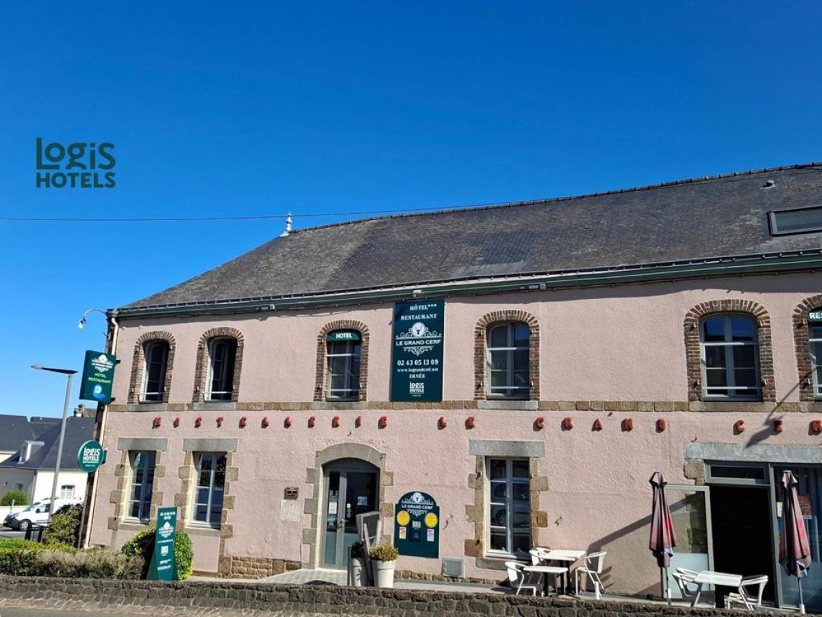 Logis Hôtel-restaurant Le Grand Cerf - Bonjour Fun
