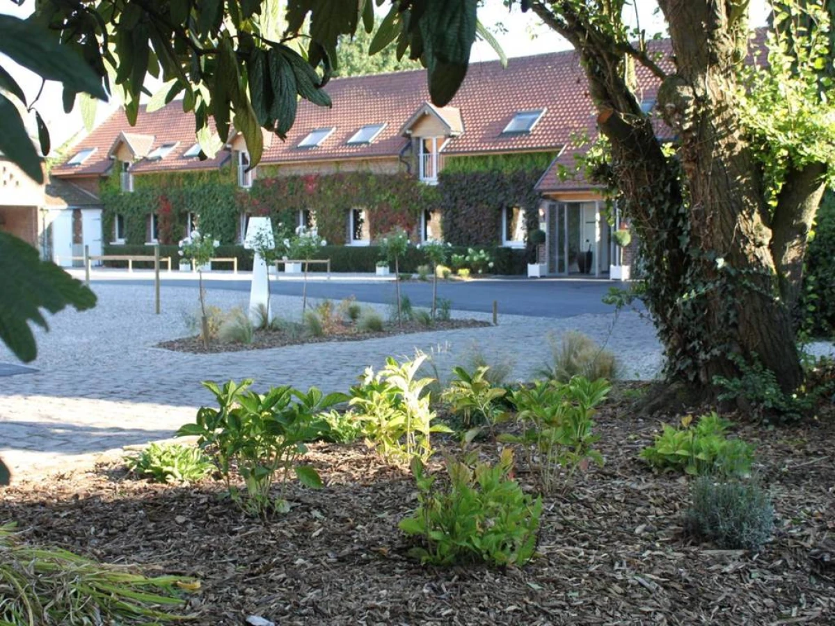 LOGIS Hôtel & Restaurant - Le Manoir de Gavrelle - Bonjour Fun