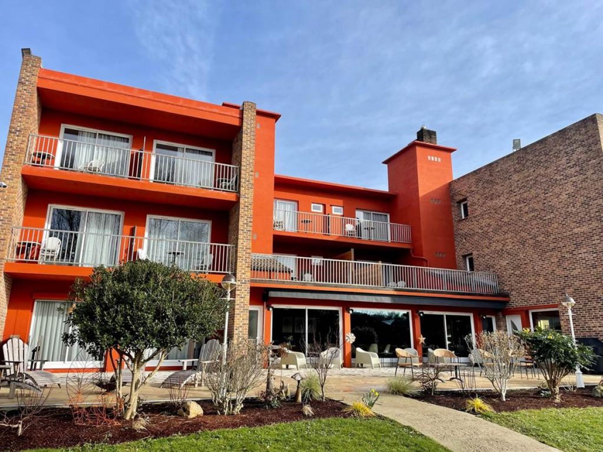 Logis Hôtel & Restaurant - Le Relais de Montigny - Bonjour Fun