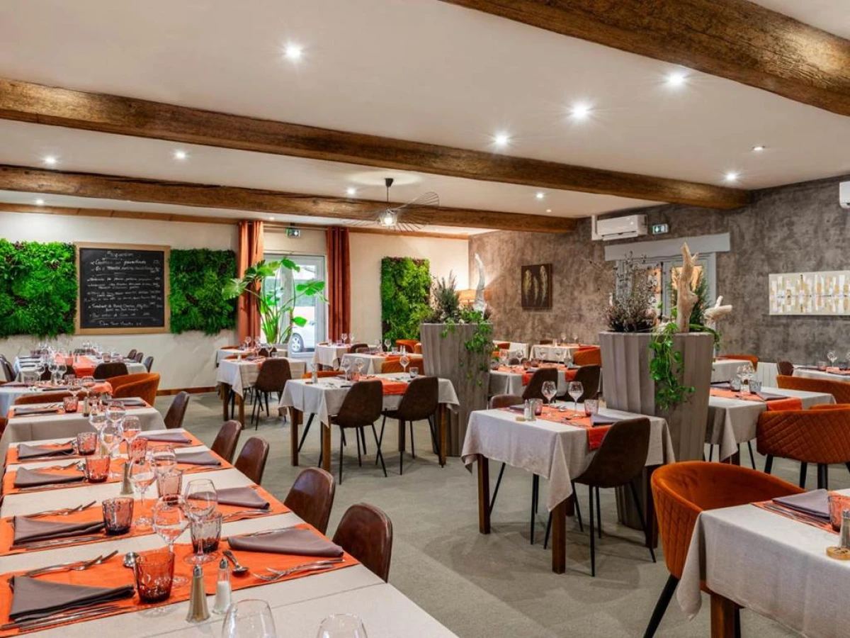 Logis Hotel-Restaurant Saint Romain - Bonjour Fun