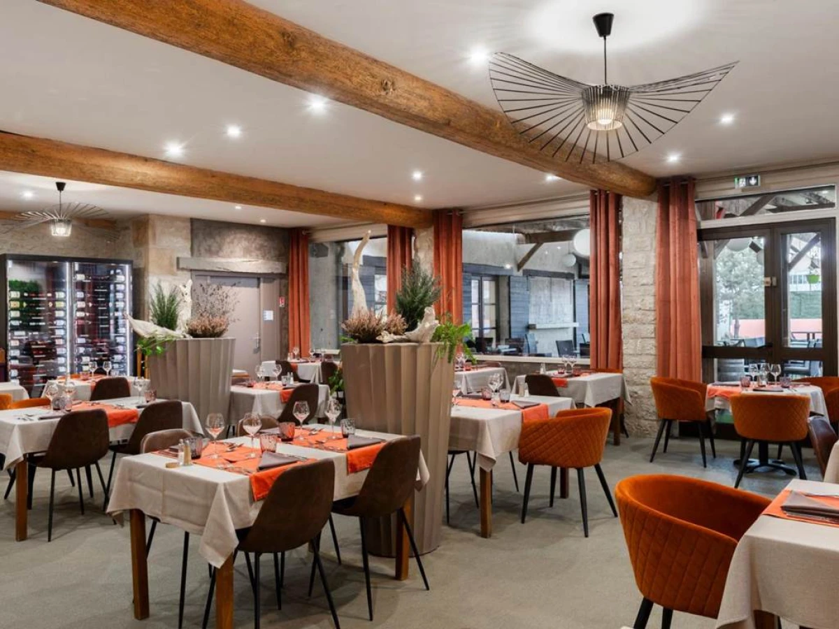 Logis Hotel-Restaurant Saint Romain - Bonjour Fun