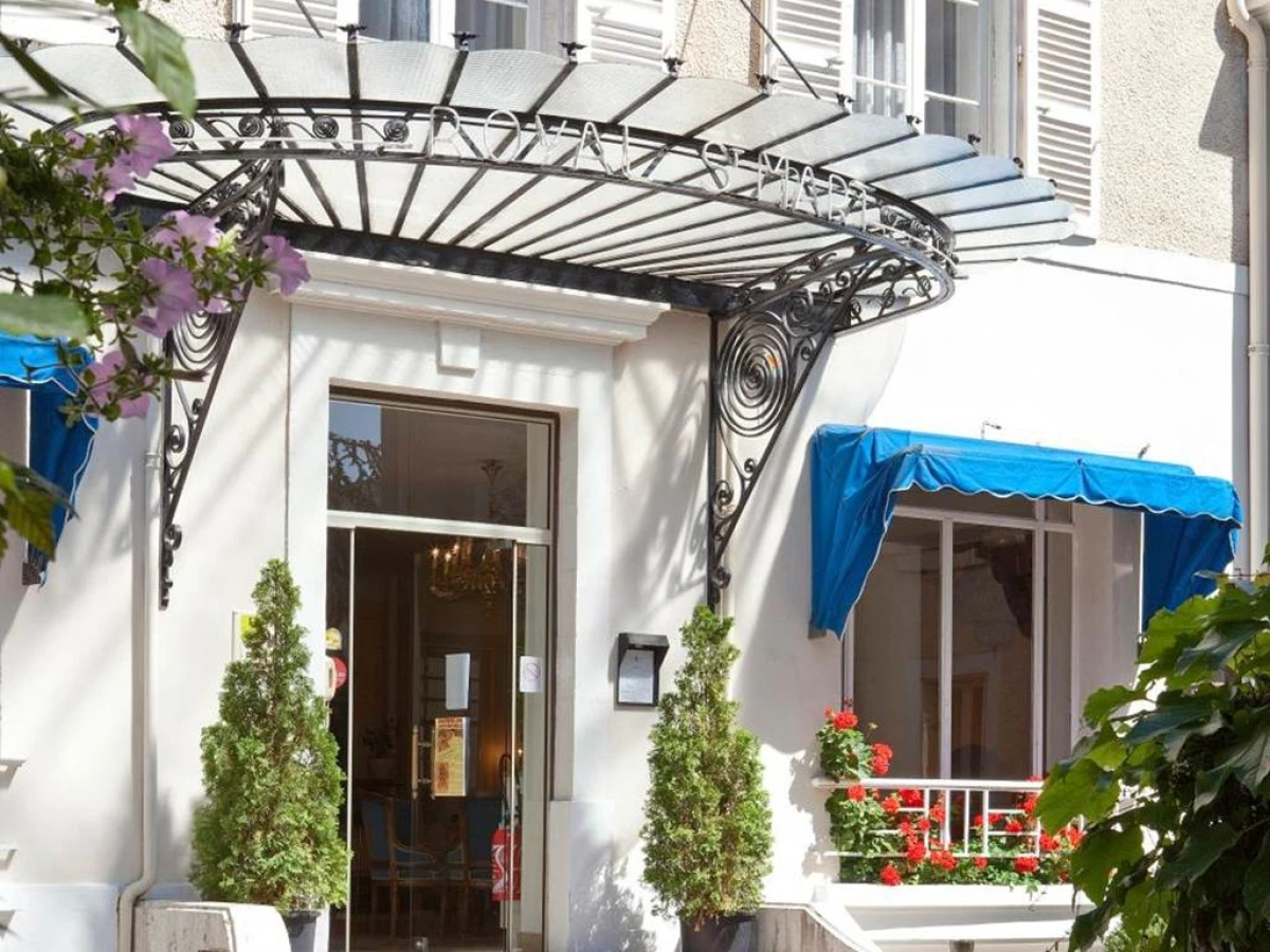 Logis Hotel Royal Saint-Mart - Bonjour Fun
