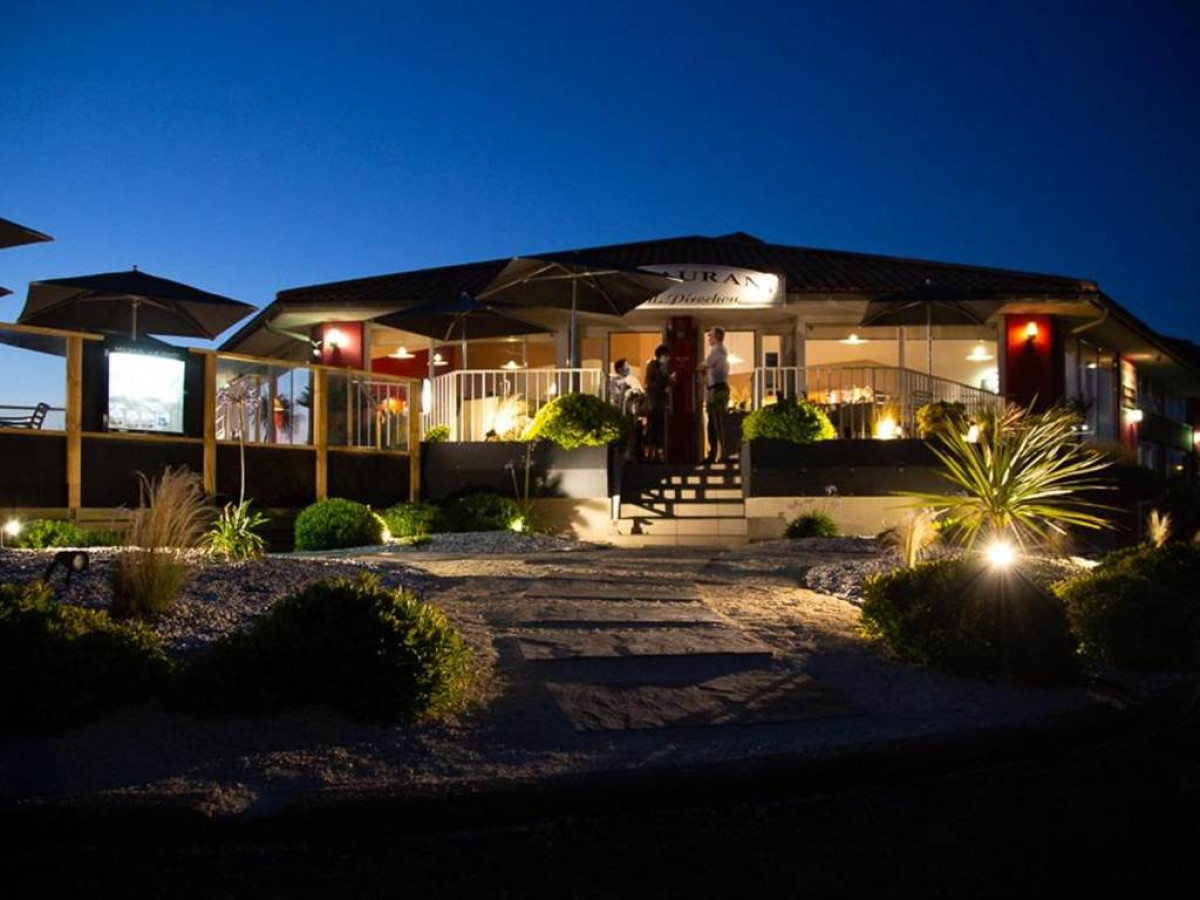 Logis Hôtellerie Les Brisants  - Bonjour Fun