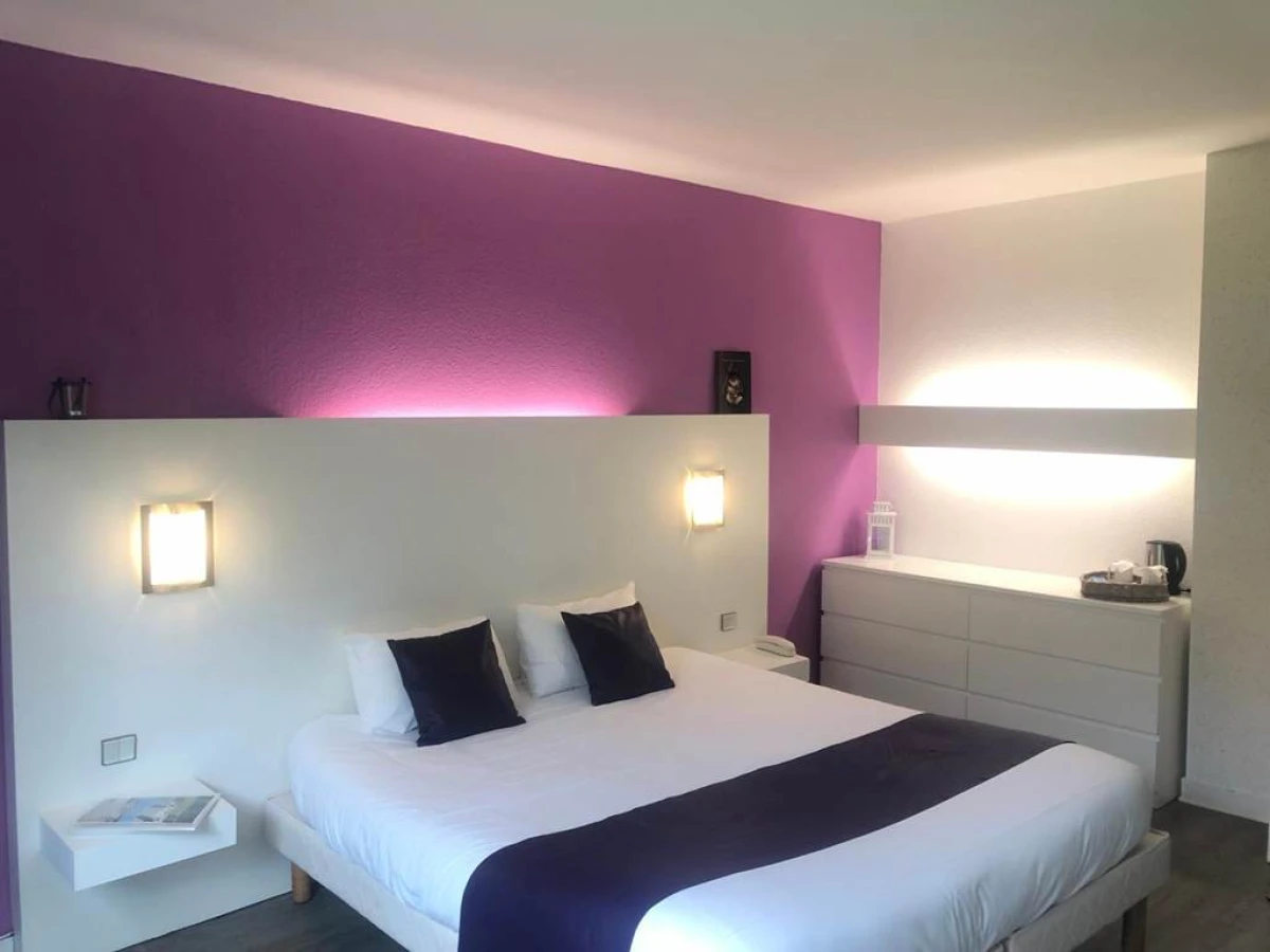 Logis Latitude Ouest Hôtel Restaurant & Spa - Bonjour Fun