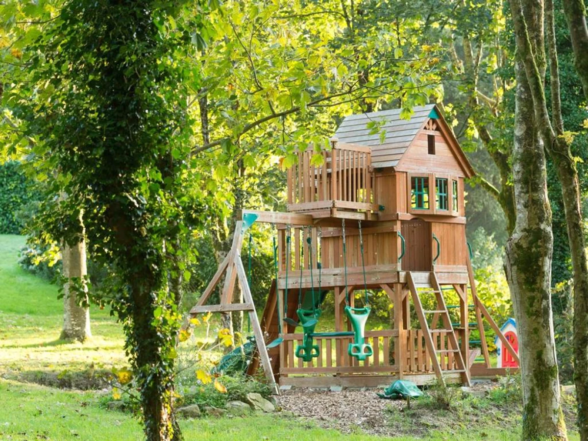 Logis Latitude Ouest Hôtel Restaurant & Spa - Bonjour Fun