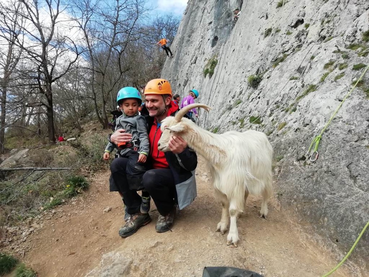 Ma première grimpe en famille à Troubat - Bonjour Fun