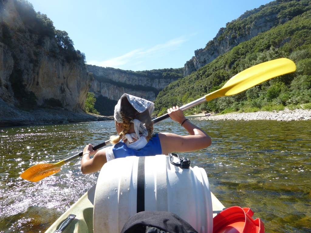 Mini descente découverte de l'Ardèche en Canoë Kayak : 2h00 - env. 6km - Bonjour Fun