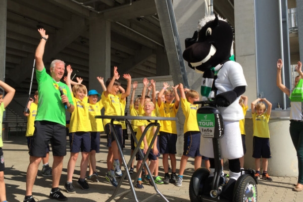 Mönchengladbach: Borussia-Tour + Stadionführung (210min) - Bonjour Fun