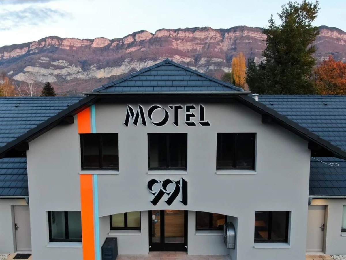 Motel 991 - Bonjour Fun