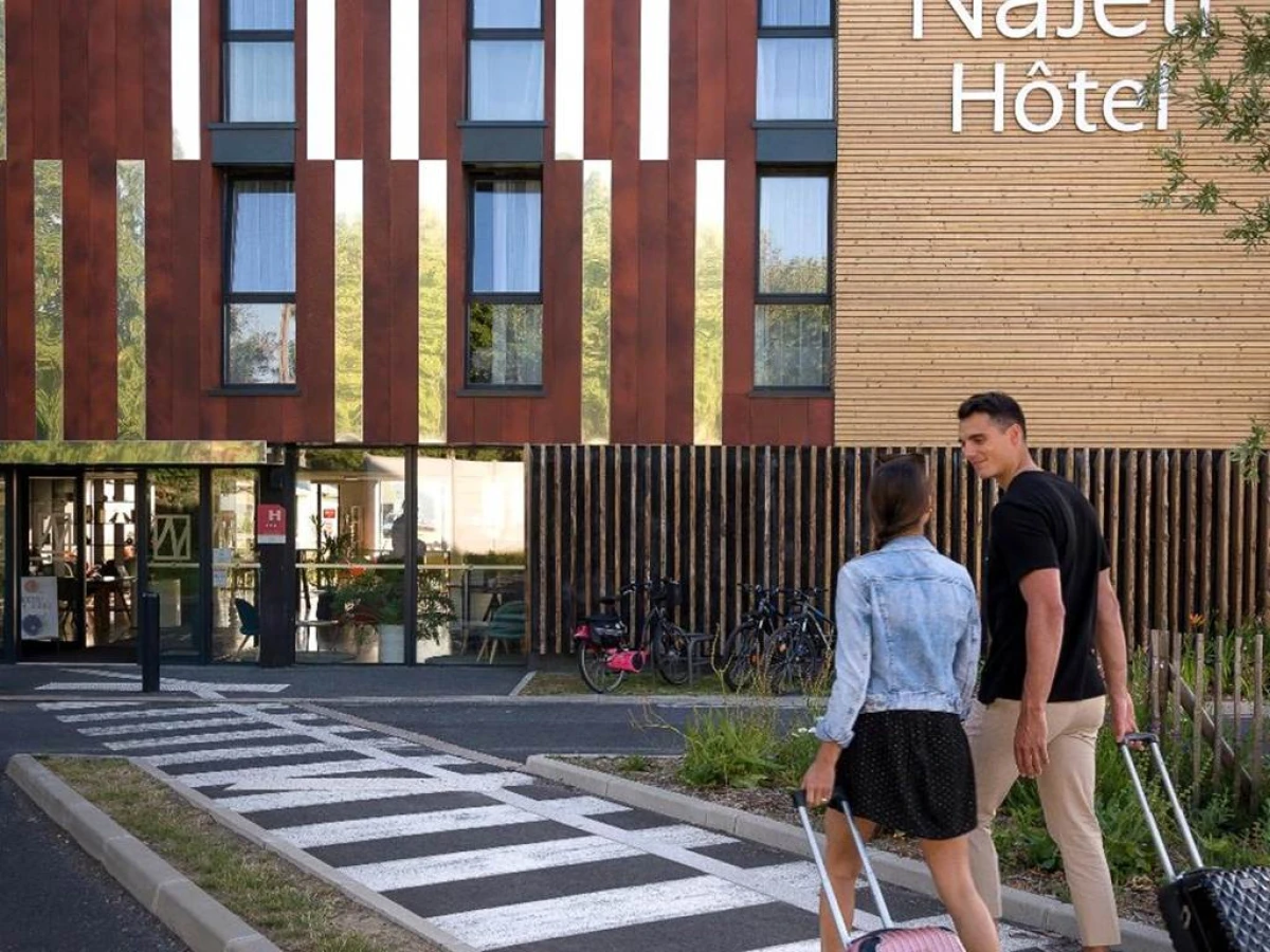 Najeti Hôtel Lille Nord - Bonjour Fun