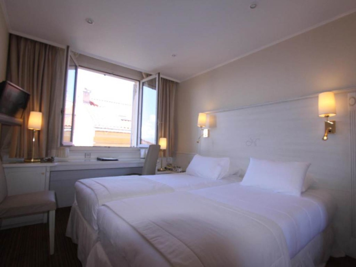 Napoleon - Bonjour Fun