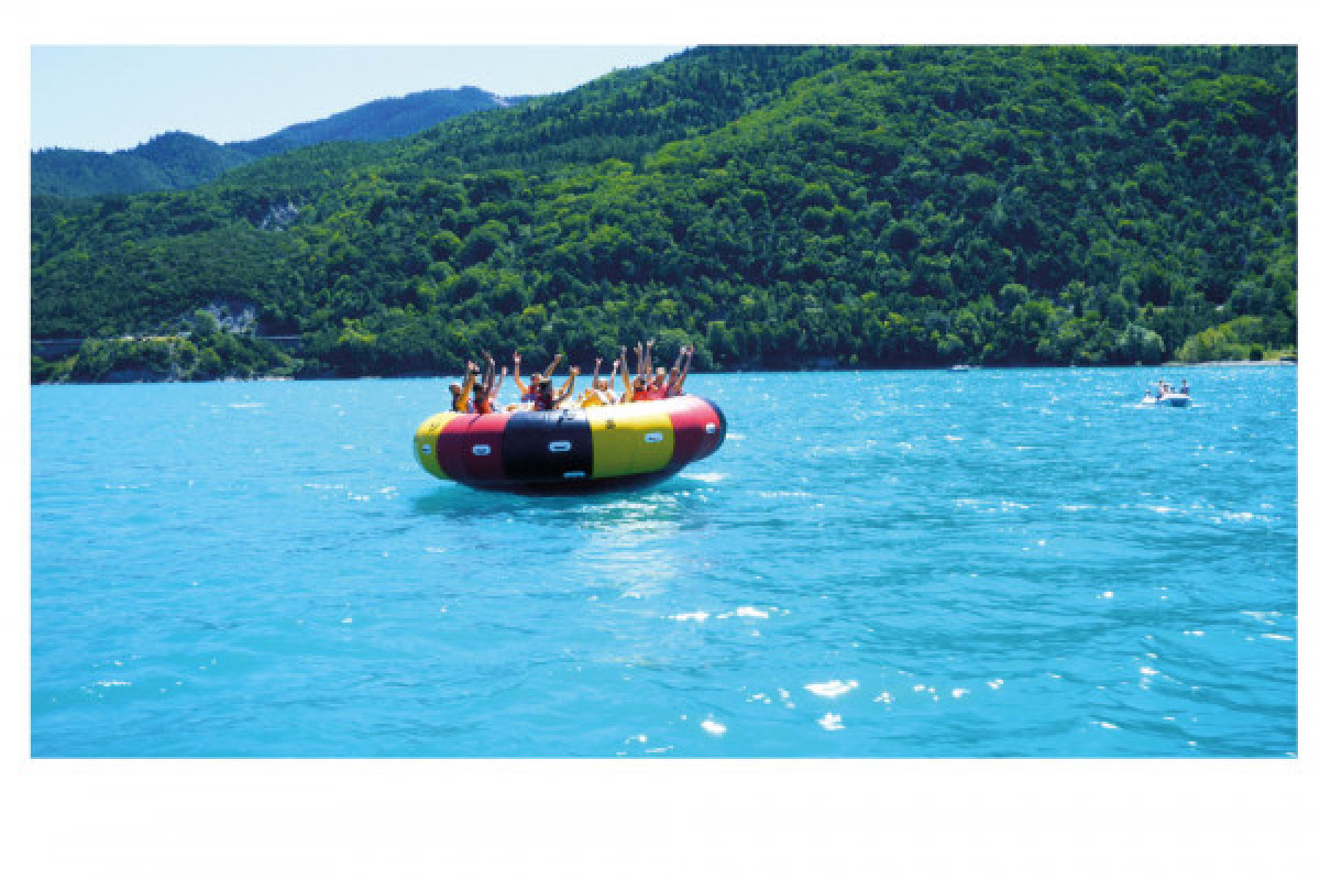 NOUVEAU ! Bouée tractée toupie endless ride - Agay - Bonjour Fun