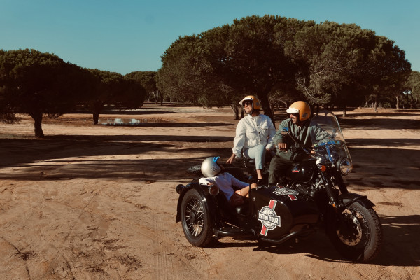 OTA | Retro Tour Lisboa | Arrabida Experience | 3h30 - Bonjour Fun