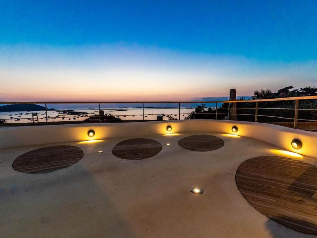 Pavillon de la plage - Bonjour Fun