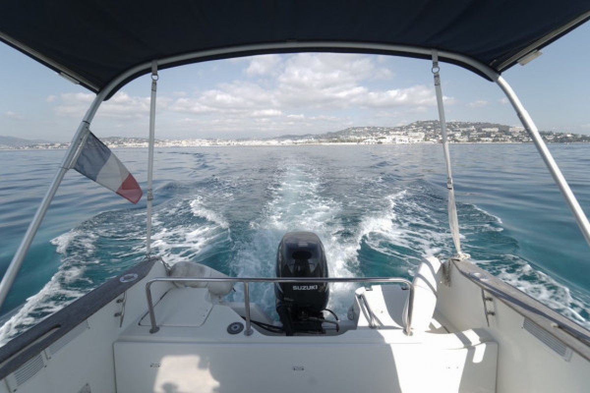 Permis Bateau Côtier à Cannes La Bocca - Bonjour Fun