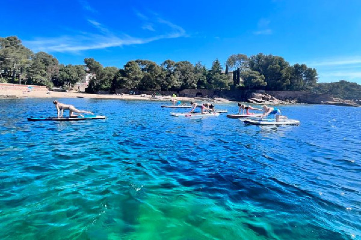 PILATE SUR PADDLE - PLAGE DE LA PESCADE - Bonjour Fun