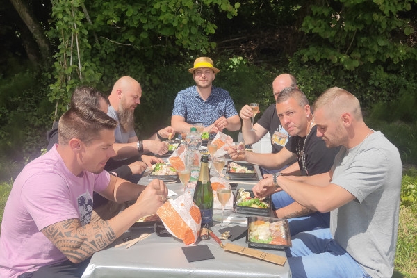 Pique-nique Dégustation dans le vignoble de champagne - Bonjour Fun
