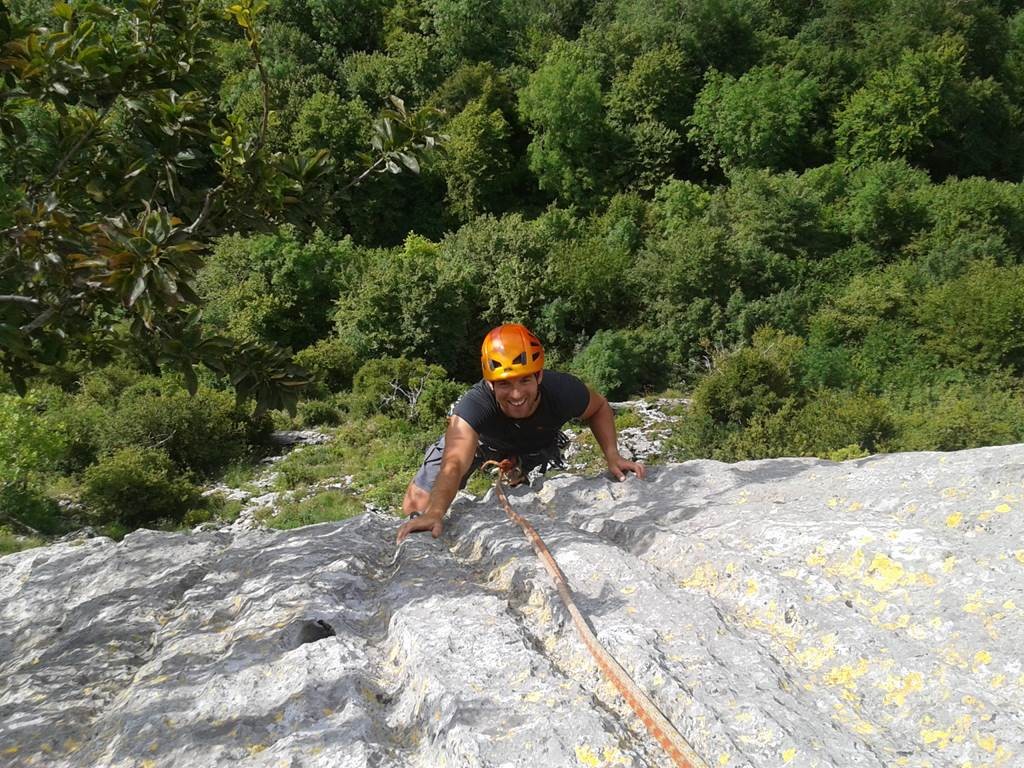 Programme annuel escalade vers l'autonomie - Bonjour Fun