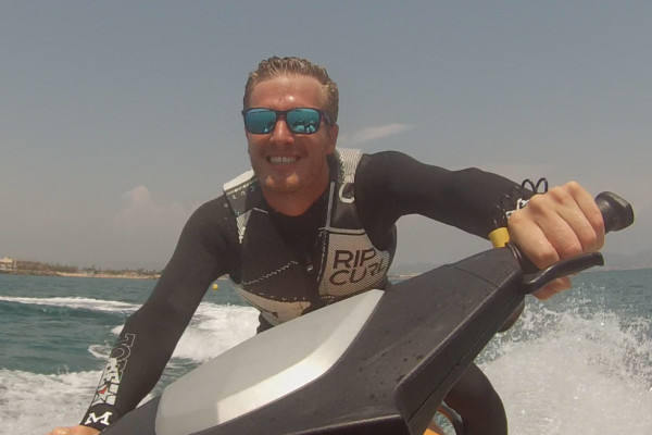 Randonnée accompagnée en jet ski - Cap Estérel 1h30 - Bonjour Fun