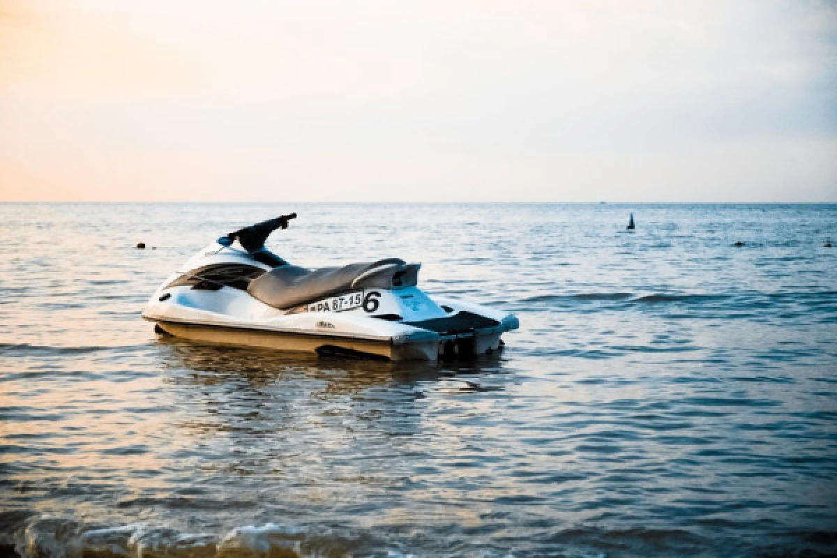 Randonnée en Jet Ski - Baie de Palombaggia - 1h30 - Bonjour Fun