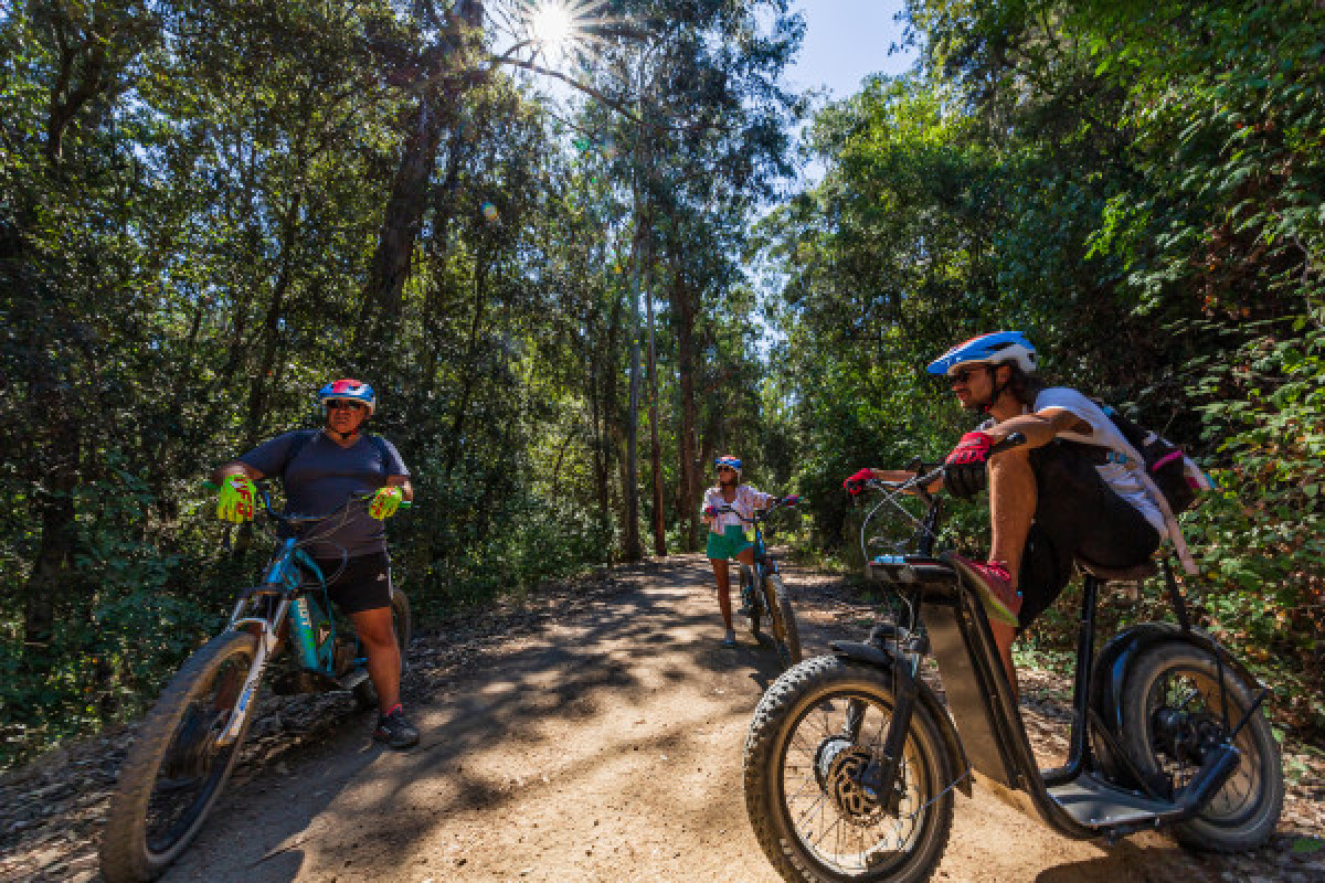 Randonnée en trottinette électrique tout-terrain à Coti-Chiavari - Bonjour Fun