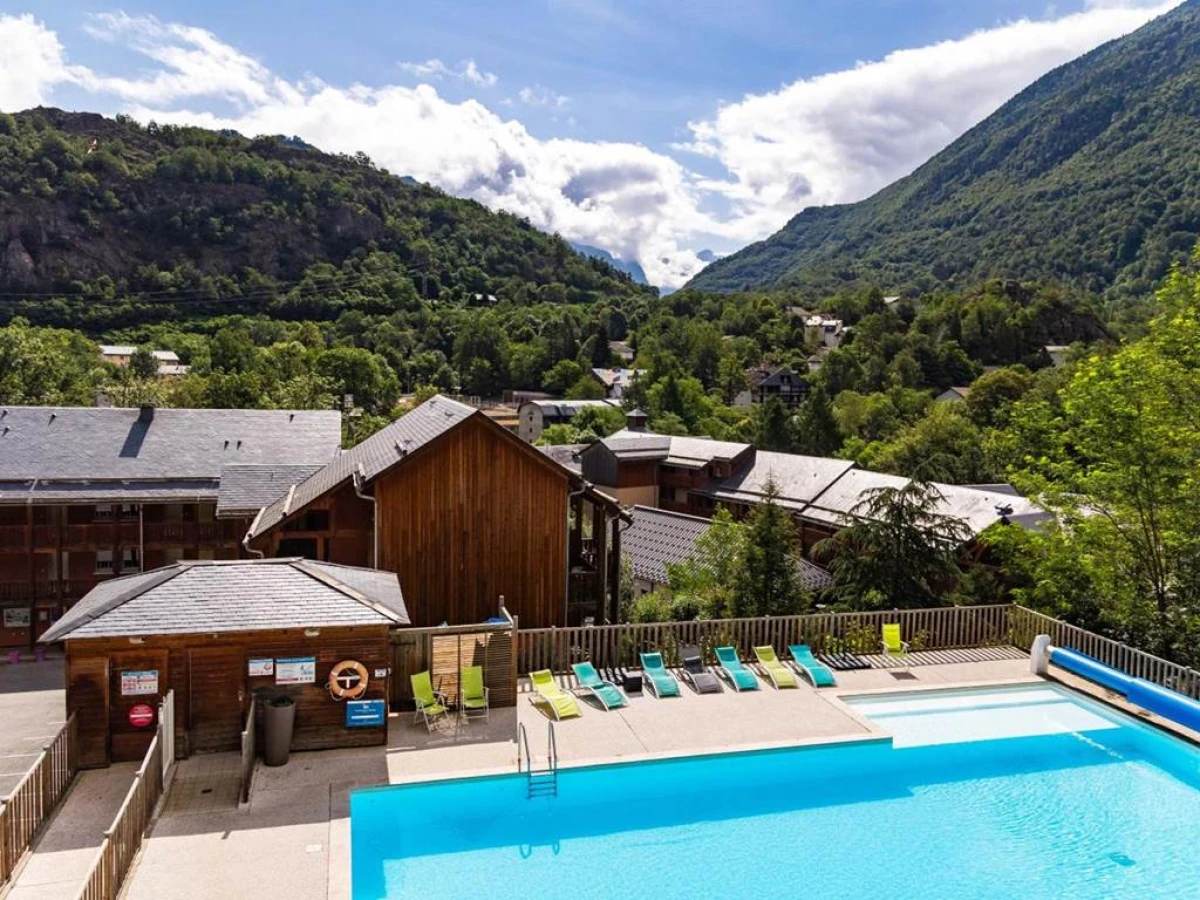Résidence de Tourisme Domaine de la Vallée d'Ax - Bonjour Fun