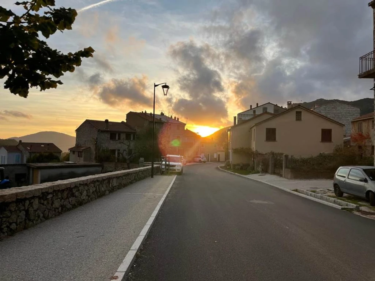Sole E Monti - Bonjour Fun