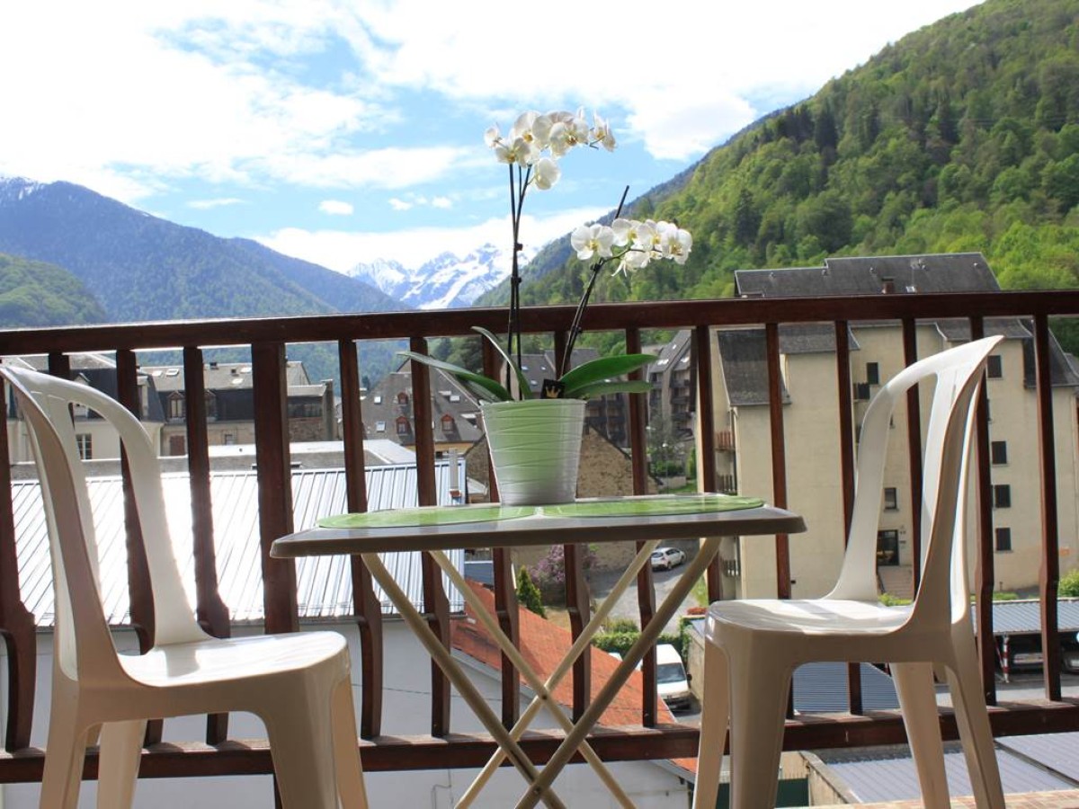 SOLEIL ET PYRÉNÉES  - Bonjour Fun