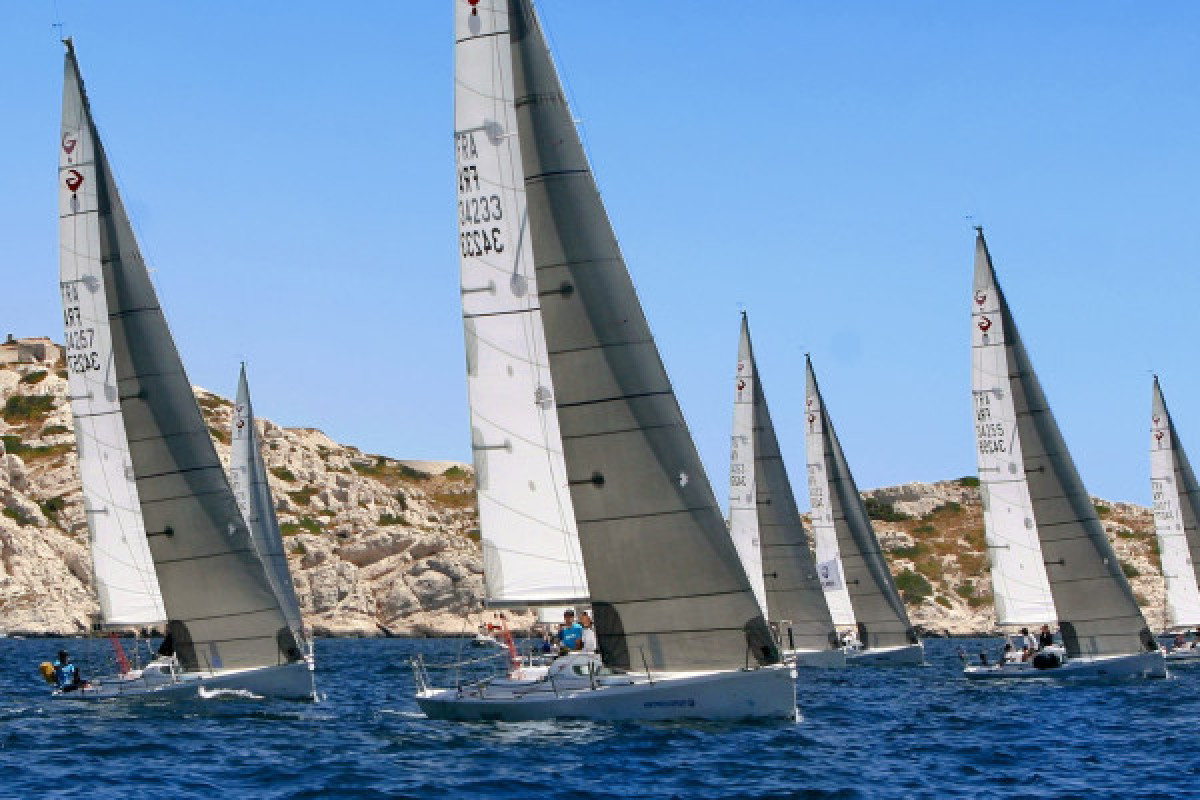 Stage de voile - Niveau 1-2 - FFV Habitable sur 5 jours - ADULTES MIXTE - Bonjour Fun