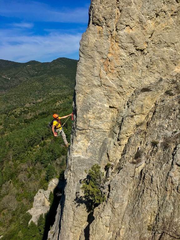 Stage initiation escalade grandes voies à Quillan (11), 3 j - Bonjour Fun