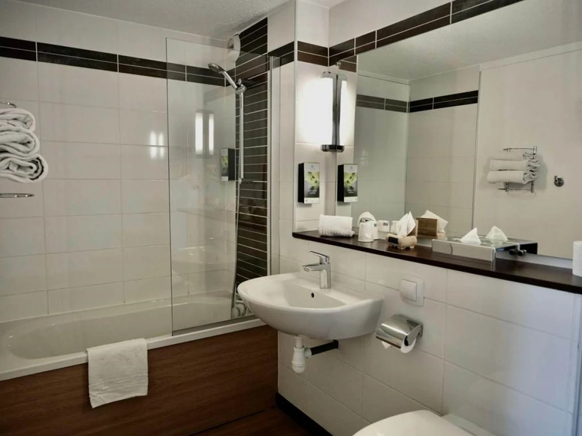 Sure Hotel by Best Western Biarritz Aeroport - Bonjour Fun