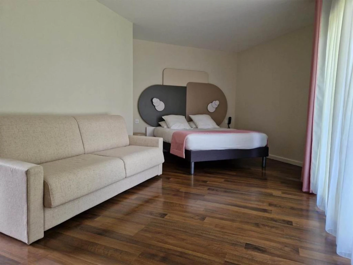 Sure Hotel by Best Western Saint-Quentin Ouest Le  - Bonjour Fun