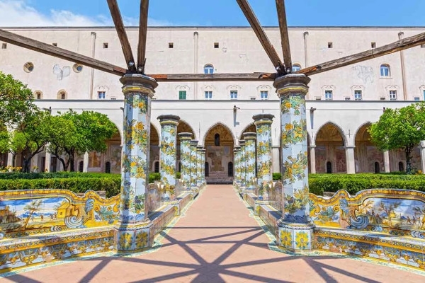 Tour of the historic center of Naples - Walking tour - Bonjour Fun