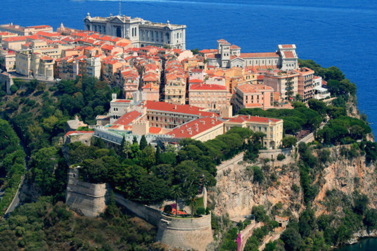 UNE JOURNEE A MONACO - Bonjour Fun