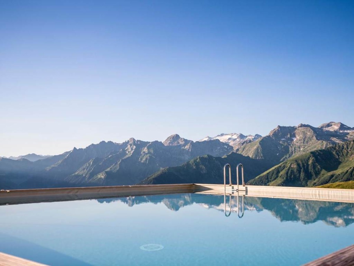 Villages Clubs du Soleil - SUPERBAGNERES - Bonjour Fun