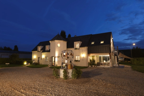 Visite de caves commentée suivie d'une dégustation - Bonjour Fun