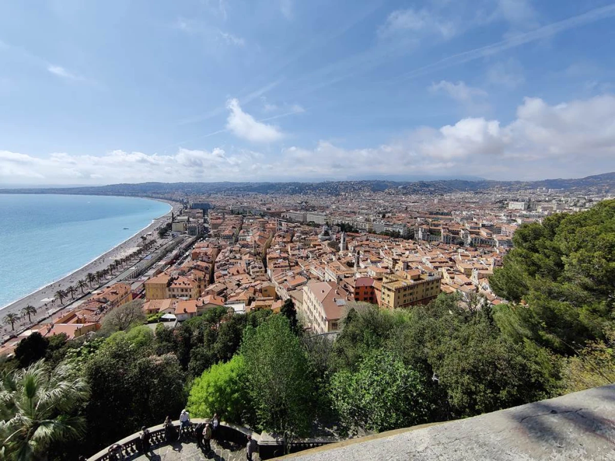 Visite guidée à pied de Nice 1H30 - Bonjour Fun