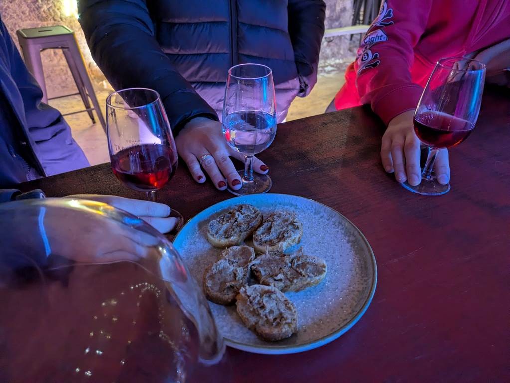 Visite Guidée et Dégustation - EN - Bonjour Fun